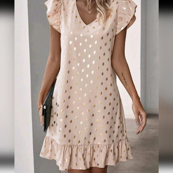 Dresses & Skirts - Women's Full Print Ruffle Sleeve Dress